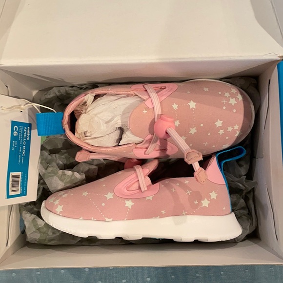 Native Shoes - Pink With Stars - Glow-in-the-dark! - Picture 1 of 6